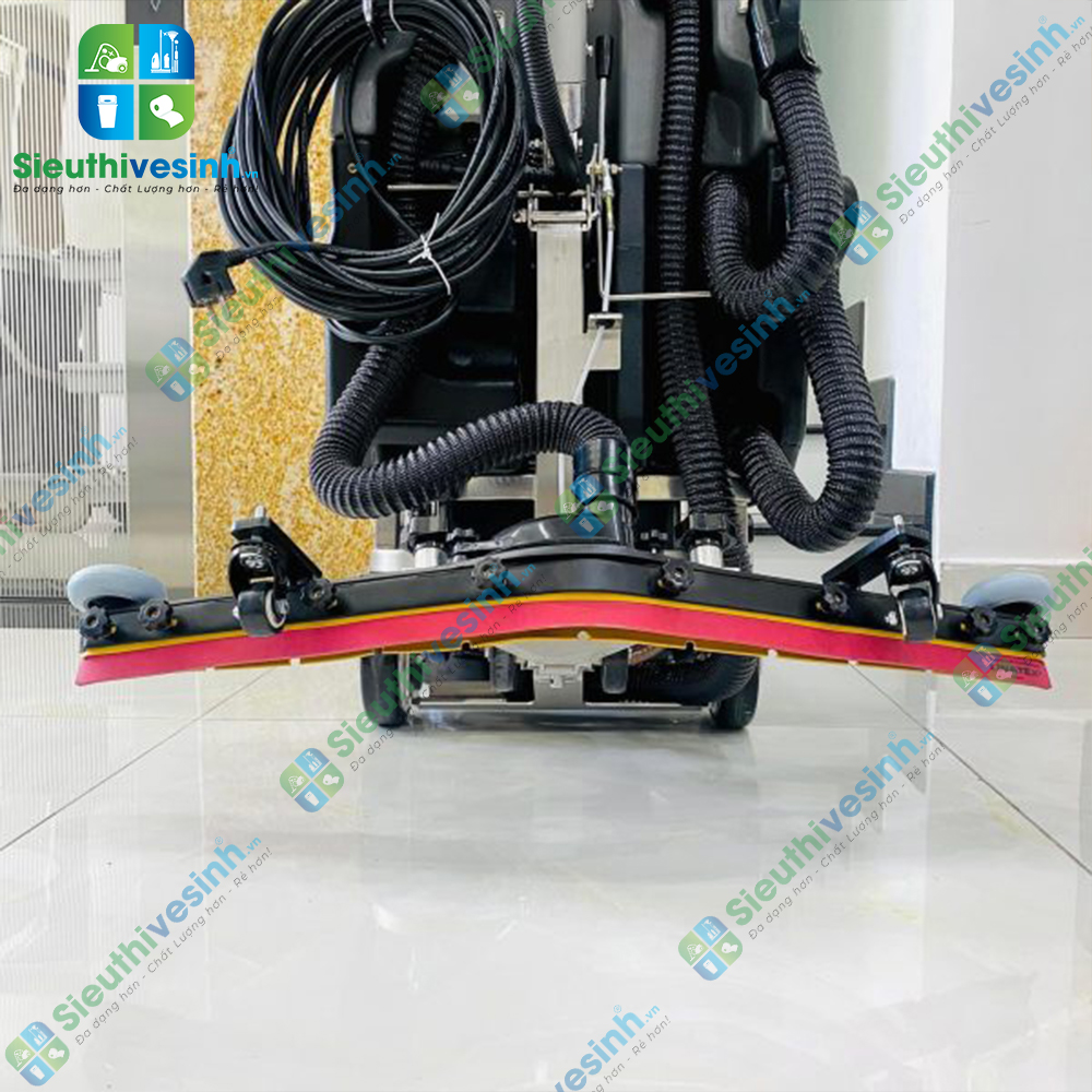 Máy chà sàn liên hợp Hiclean HC500 dùng để chà rửa và hút nước bẩn trên sàn.
