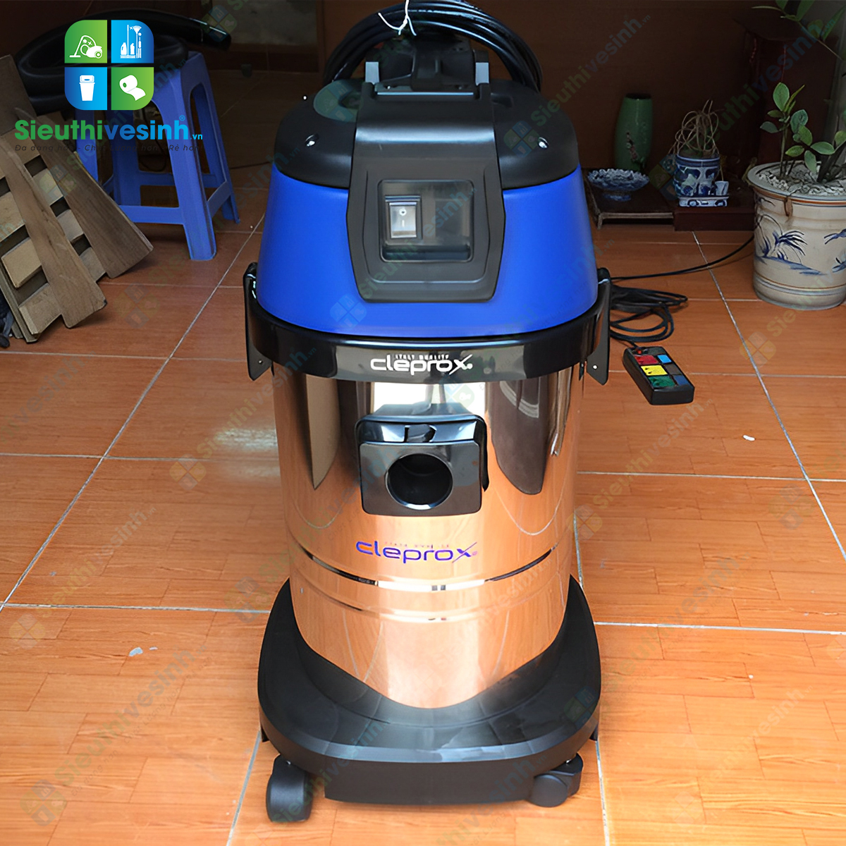 Máy hút bụi CleproX X-1/40 thùng inox công suất 1800W, hút bụi khô và hút nước hiệu quả, phù hợp cho vệ sinh công nghiệp và thương mại.