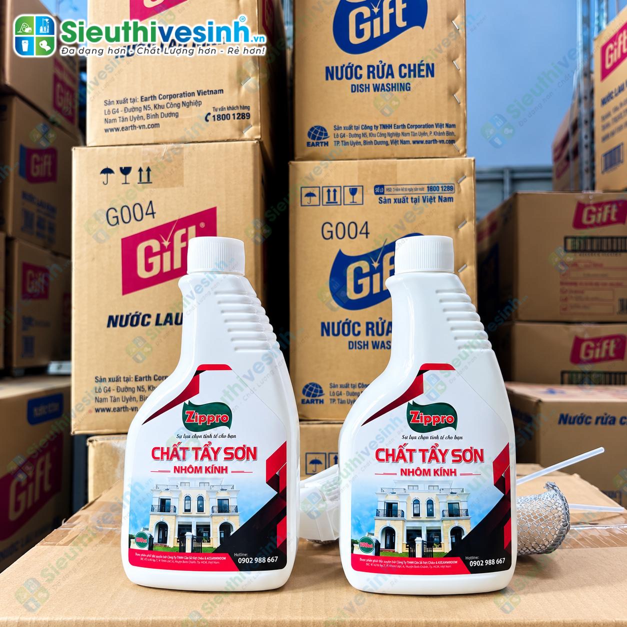 Dung dịch Zippro tẩy vết sơn bám trên kính và khung nhôm