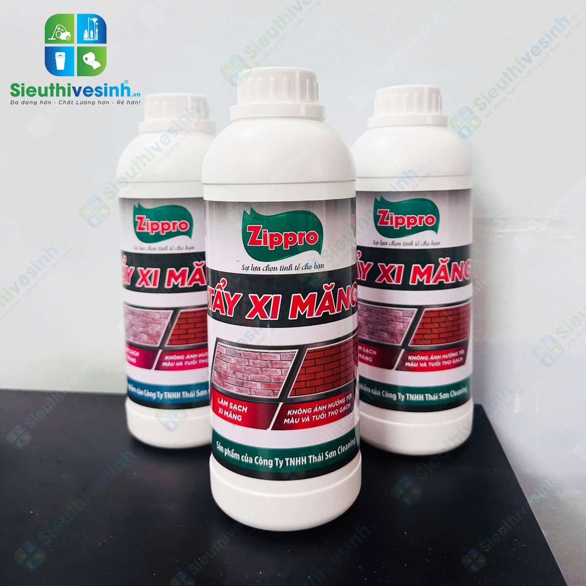 Dung dịch Zippro tẩy cặn xi măng sau xây dựng 1 lít