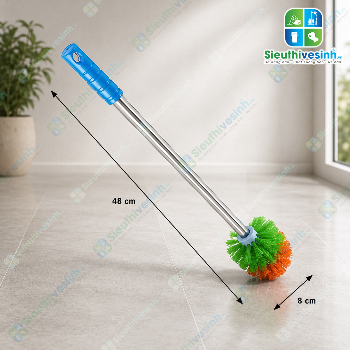 Cây chà toilet tròn cán inox dài với đầu cước bền chắc giúp làm sạch bồn cầu và khu vực vệ sinh nhanh chóng, hiệu quả