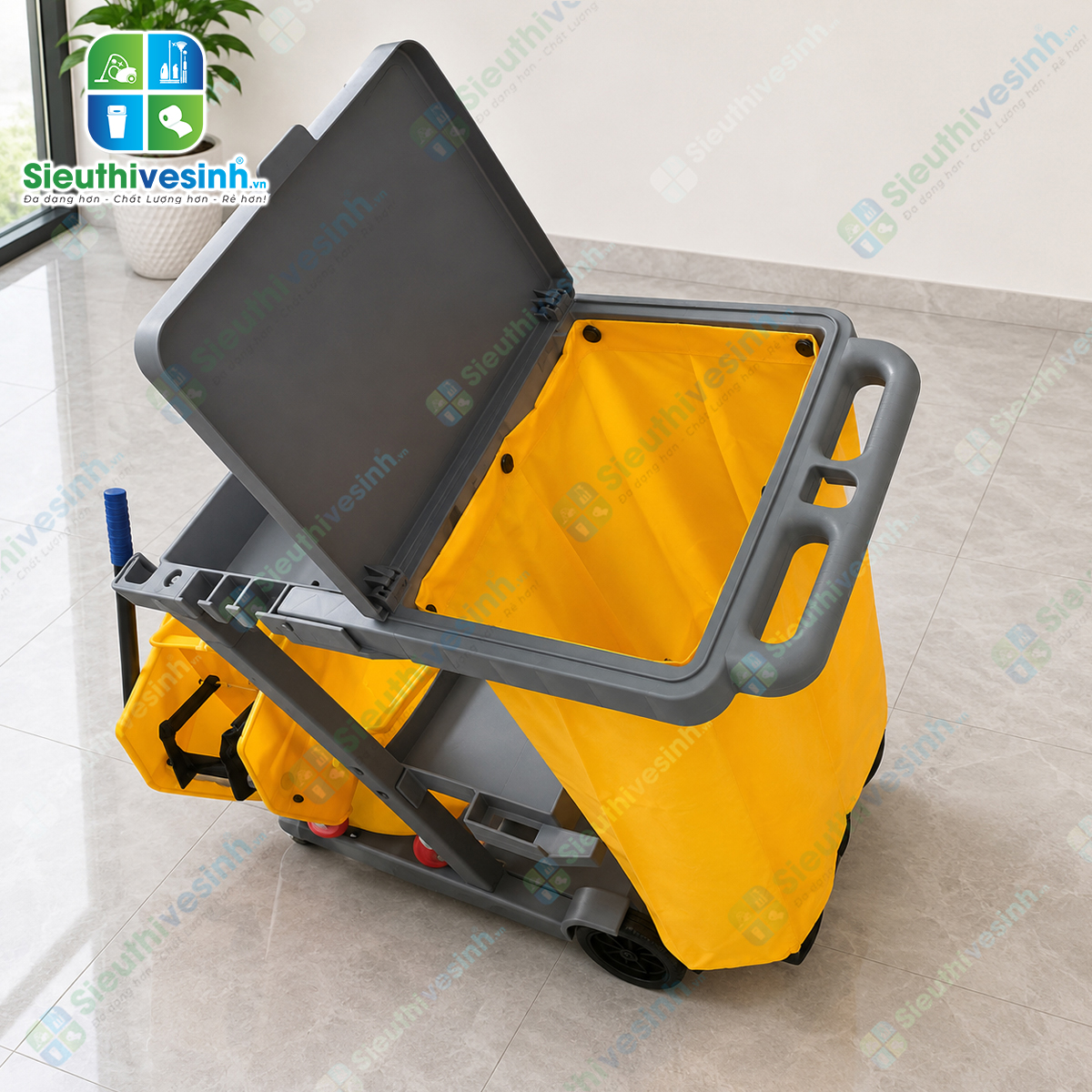 Xe đẩy dọn phòng khách sạn CLEPROX CX-73 thiết kế đa năng với nhiều ngăn chứa đồ và túi gom rác lớn, phù hợp cho công việc housekeeping chuyên nghiệp.
