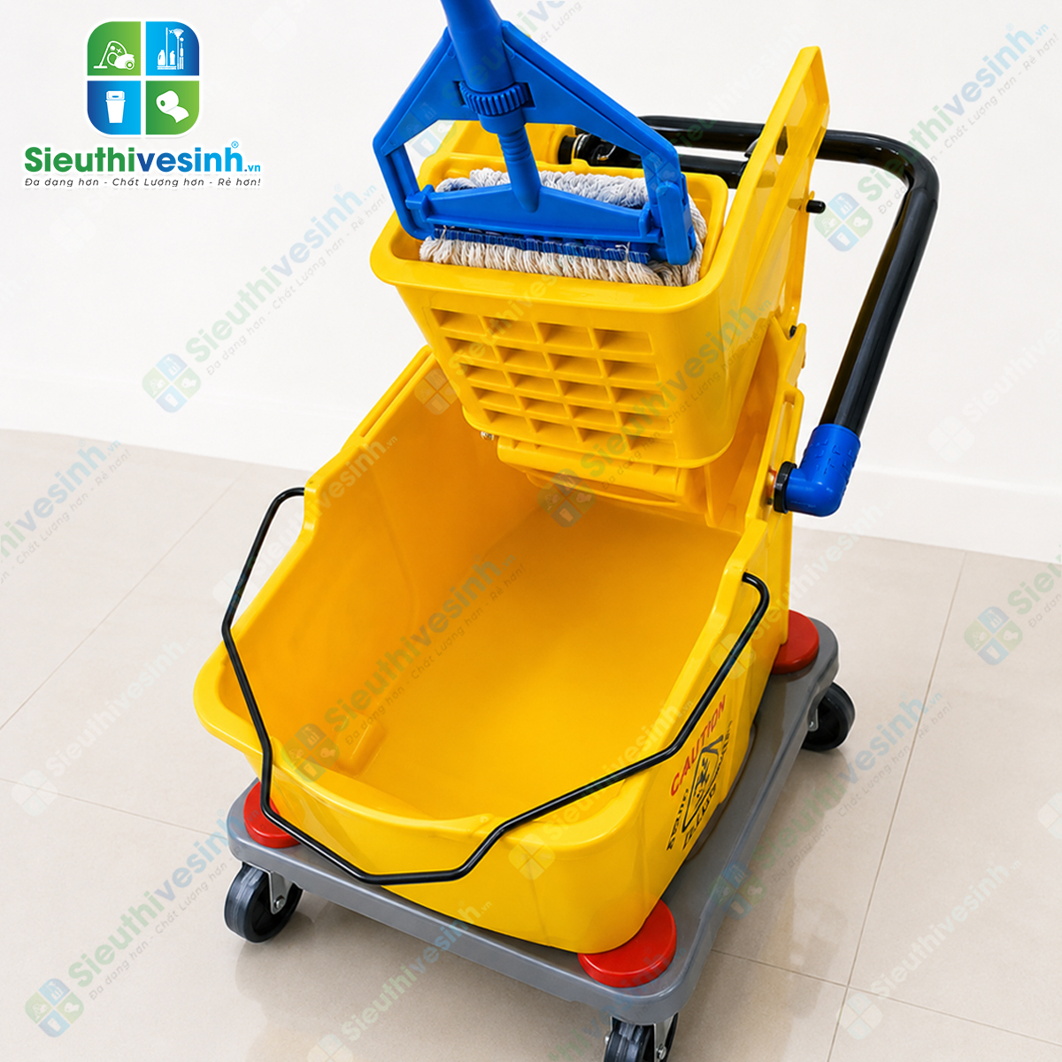 Xe đẩy vắt cây lau nhà CLEPROX CX-32 dung tích 32 lít, nhựa ABS cao cấp, bộ ép nước chắc chắn, phù hợp cho vệ sinh công nghiệp và thương mại.