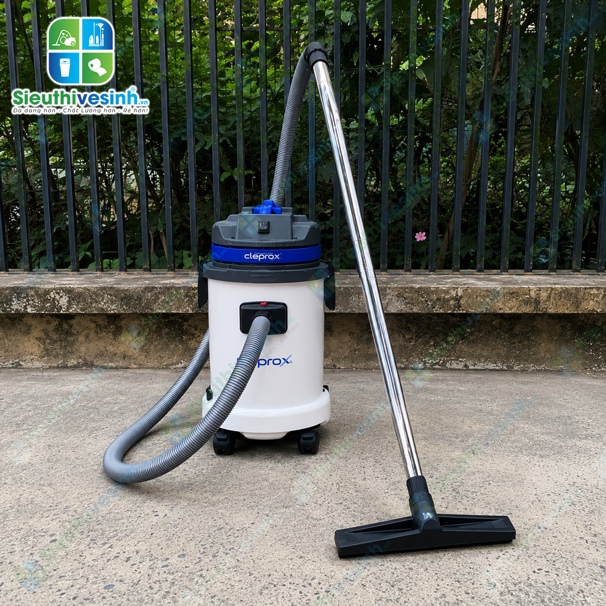 Máy hút bụi CleproX X-1/45 thùng nhựa dung tích 30 lít, công suất 1800W, chuyên dùng cho vệ sinh công nghiệp, hút bụi khô và hút nước hiệu quả.