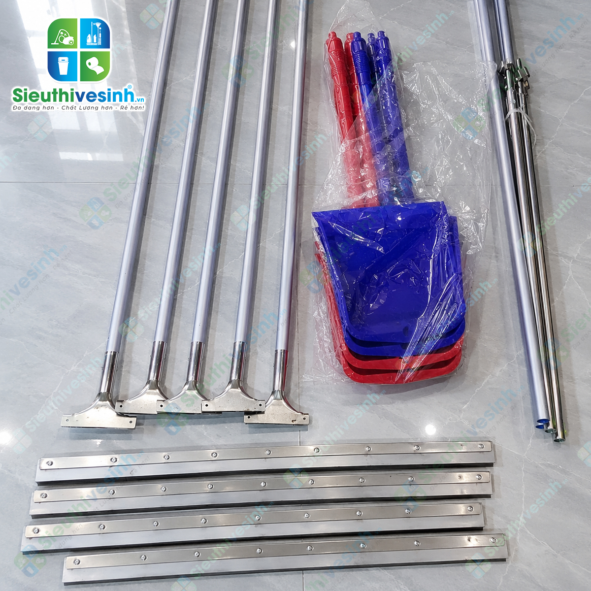 Cây gạt nước sàn nhà cán nhôm bản 75cm với lưỡi cao su bản rộng, giúp tăng diện tích tiếp xúc và gạt nước nhanh chóng trên sàn.