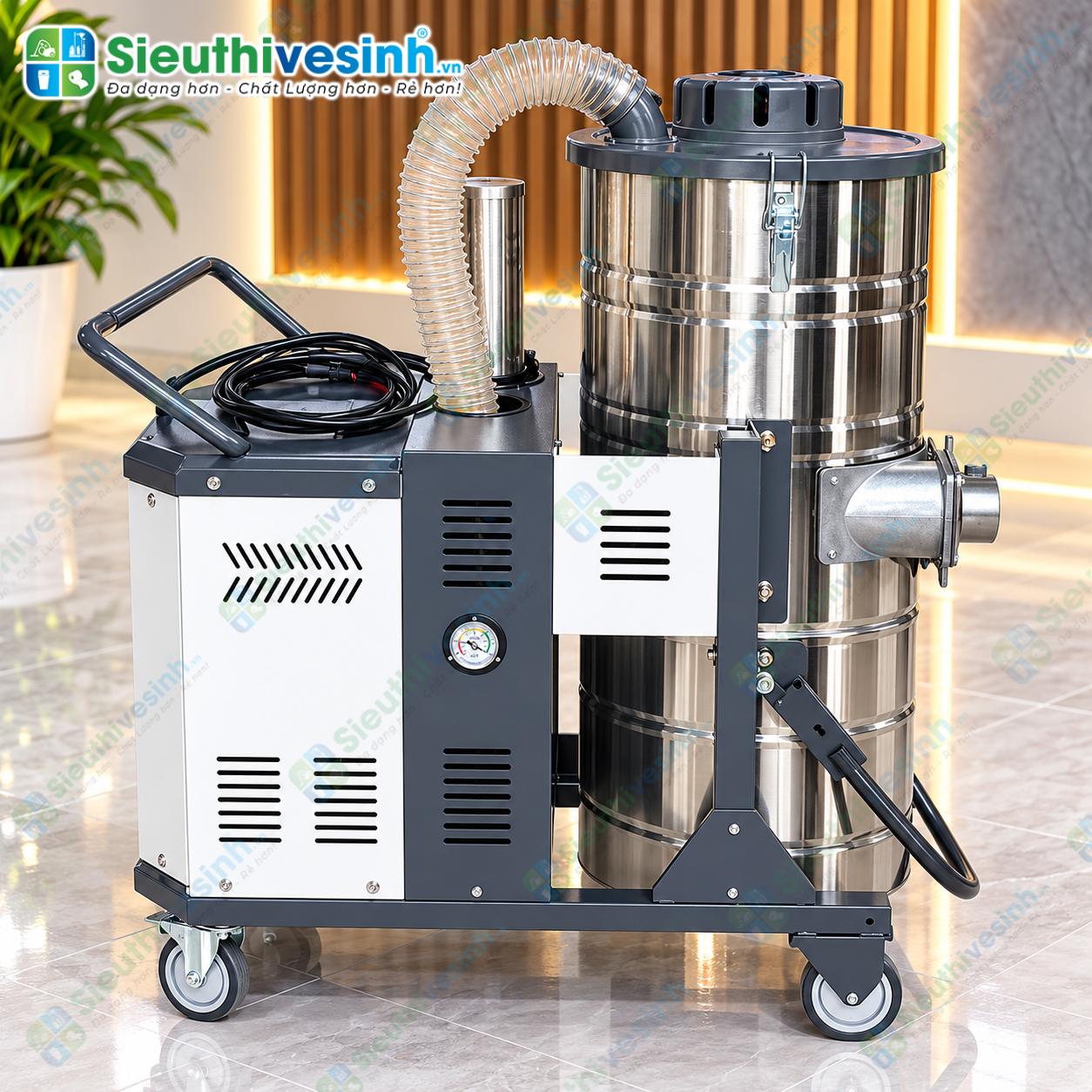 Máy hút bụi Kumisai KMS100 sử dụng trong nhà xưởng
